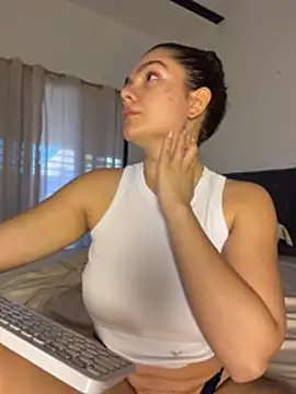 Snapshot of eva_y_marcelo chatting on 20, 6, 2026 eva y marcelo online show from 20, 6, 2026