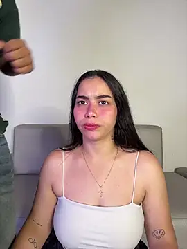 SophieRoyals online show from 6, 8, 2026