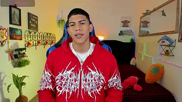 Snapshot of Damian_latinxxx chatting on 12, 2, 2026 Damian latinxxx online show from 12, 2, 2026