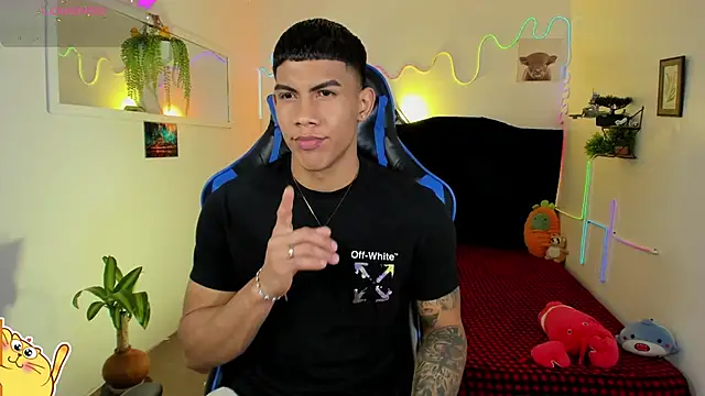 Snapshot of Damian_latinxxx chatting on 19, 2, 2026 Damian latinxxx online show from 19, 2, 2026