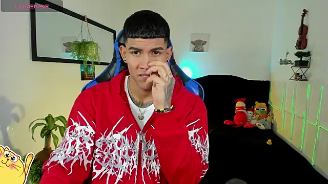 Snapshot of Damian_latinxxx chatting on 27, 2, 2026 Damian latinxxx online show from 27, 2, 2026