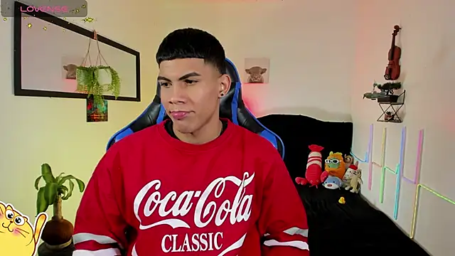 Snapshot of Damian_latinxxx chatting on 28, 2, 2026 Damian latinxxx online show from 28, 2, 2026