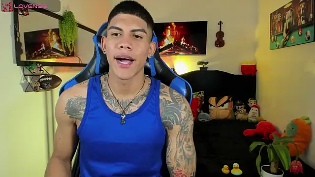 Snapshot of Damian_latinxxx chatting on 15, 5, 2026 Damian latinxxx online show from 15, 5, 2026