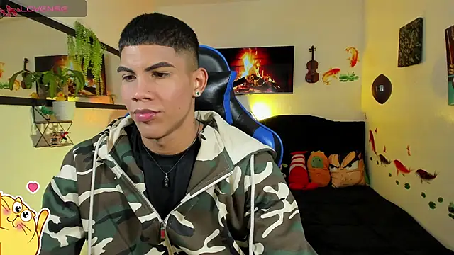 Snapshot of Damian_latinxxx chatting on 18, 5, 2026 Damian latinxxx online show from 18, 5, 2026