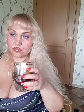 IsabellaBoni online show from 27, 4, 2026