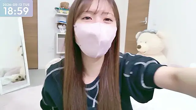 Snapshot of -SHINON- chatting on 12, 5, 2026 -SHINON- online show from 12, 5, 2026