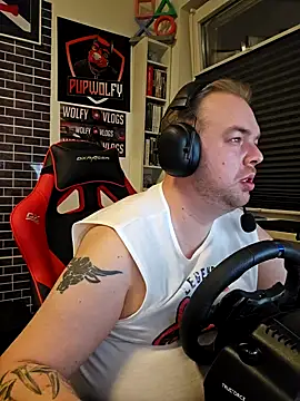 PupW0lfy online show from 25, 1, 2025