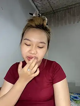 Snapshot of Odette68 chatting on 21, 5, 2026 Odette68 online show from 21, 5, 2026