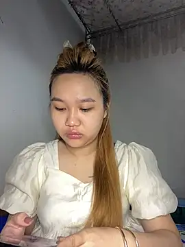 Snapshot of Odette68 chatting on 24, 5, 2026 Odette68 online show from 24, 5, 2026
