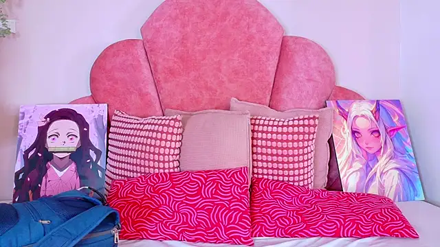 AmbarHills 1 online show from 12, 4, 2026