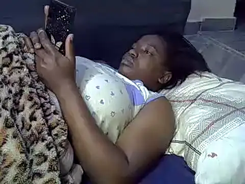 Snapshot of sweet_gal01 chatting on 10, 12, 2024 sweet gal01 online show from 10, 12, 2024