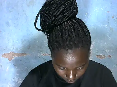 Snapshot of sweet_gal01 chatting on 28, 9, 2025 sweet gal01 online show from 28, 9, 2025