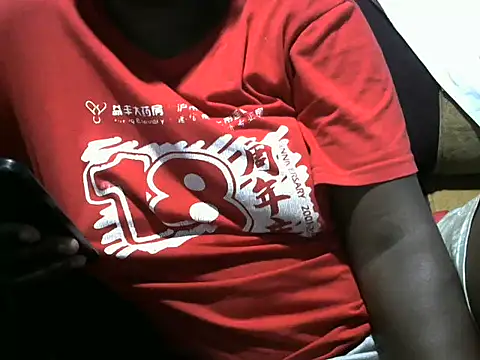 Snapshot of sweet_gal01 chatting on 28, 10, 2025 sweet gal01 online show from 28, 10, 2025