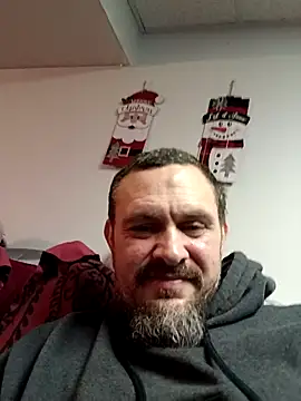 whyteguy410 online show from 17, 12, 2025