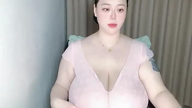 Snapshot of 520-vivo chatting on 20, 4, 2026 520-vivo online show from 20, 4, 2026