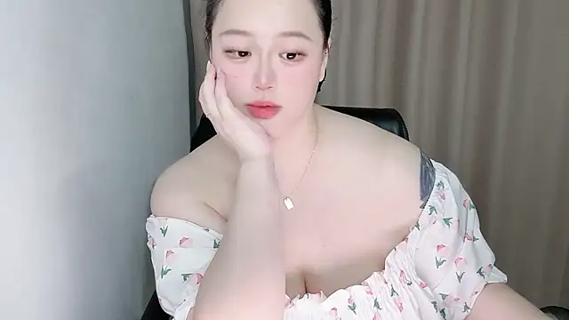 Snapshot of 520-vivo chatting on 25, 4, 2026 520-vivo online show from 25, 4, 2026