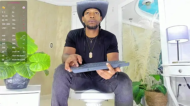Snapshot of RicoBrown777_ chatting on 7, 5, 2026 RicoBrown777 online show from 7, 5, 2026