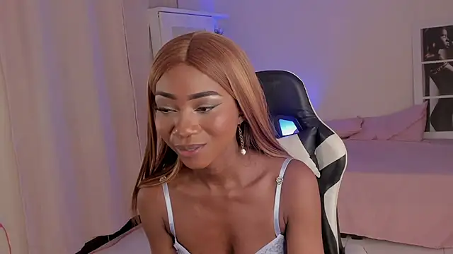 Snapshot of SavannahWildee chatting on 2, 12, 2024 SavannahWildee online show from 2, 12, 2024