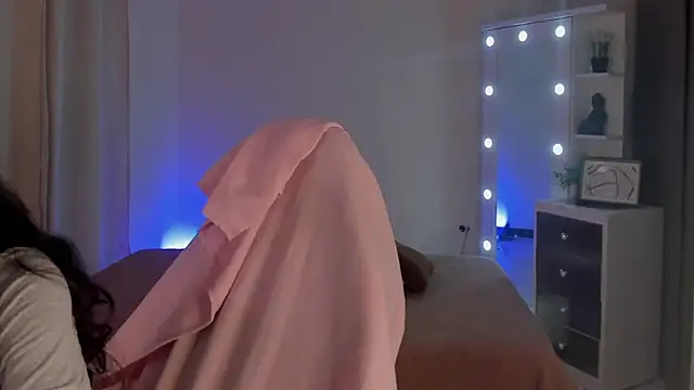 Snapshot of SavannahWildee chatting on 25, 2, 2025 SavannahWildee online show from 25, 2, 2025