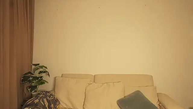 Snapshot of ValerieHill chatting on 11, 2, 2025 ValerieHill online show from 11, 2, 2025