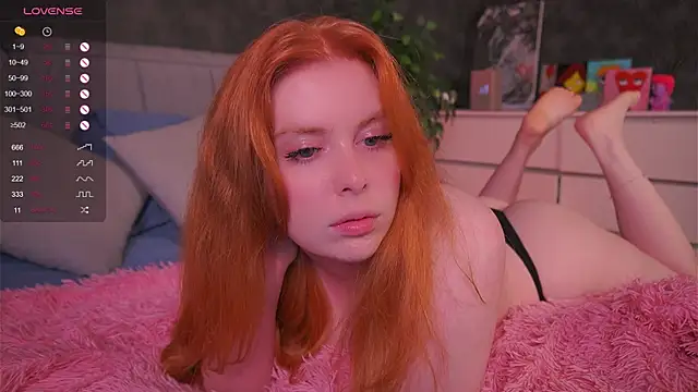 Snapshot of RedHotVixen0 chatting on 9, 9, 2025 RedHotVixen0 online show from 9, 9, 2025