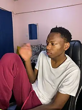 Snapshot of fireboyafrica chatting on 3, 7, 2026 fireboyafrica online show from 3, 7, 2026