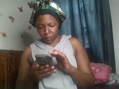 IAm Katie online show from 13, 10, 2025