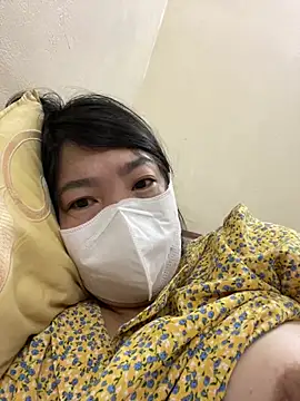 Snapshot of Hachi_Sweetbabie_ chatting on 22, 4, 2026 Hachi Sweetbabie online show from 22, 4, 2026