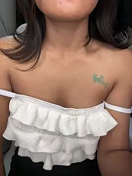 LeisyXO online show from 17, 1, 2025