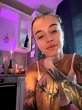 Snapshot of enjoy_my_beauty chatting on 22, 9, 2025 enjoy my beauty online show from 22, 9, 2025