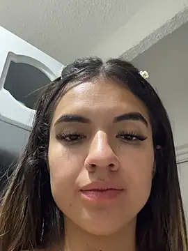 Snapshot of annavi_ chatting on 16, 7, 2026 annavi online show from 16, 7, 2026