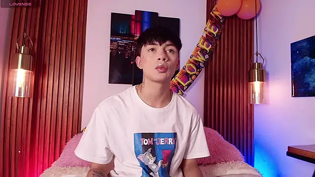 Steev Novoa online show from 22, 10, 2025