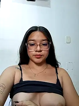 -VICKKY online show from 6, 7, 2026