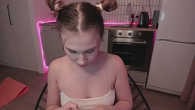 Snapshot of Anny_Limis chatting on 6, 2, 2025 Anny Limis online show from 6, 2, 2025