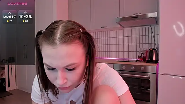 Snapshot of Anny_Limis chatting on 5, 3, 2025 Anny Limis online show from 5, 3, 2025