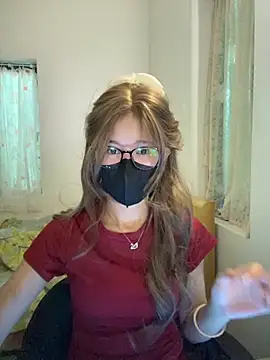 Snapshot of thithi8369 chatting on 28, 9, 2025 thithi8369 online show from 28, 9, 2025