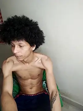 Snapshot of cardrey05 chatting on 27, 9, 2025 cardrey05 online show from 27, 9, 2025