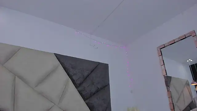 BonnieCute  online show from 2, 4, 2026