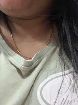 smile pretty online show from 20, 2, 2026