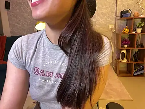 Snapshot of MidnightFlame chatting on 9, 1, 2025 MidnightFlame online show from 9, 1, 2025