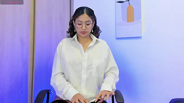 SeleneClark online show from 16, 1, 2025