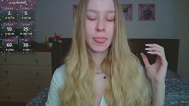 Snapshot of Lily__Devil chatting on 7, 2, 2026 Lily Devil online show from 7, 2, 2026