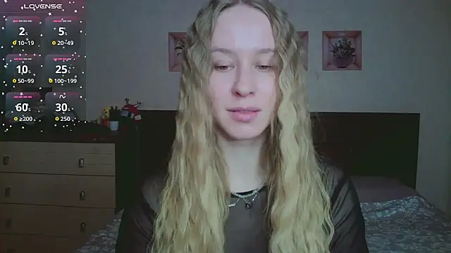 Snapshot of Lily__Devil chatting on 9, 2, 2026 Lily Devil online show from 9, 2, 2026