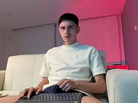 Snapshot of bastia_noooo chatting on 12, 1, 2025 bastia noooo online show from 12, 1, 2025