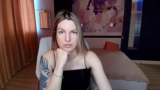 EmilyWalkeri online show from 31, 5, 2026