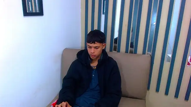 Snapshot of Levis_Montes chatting on 3, 1, 2025 Levis Montes online show from 3, 1, 2025