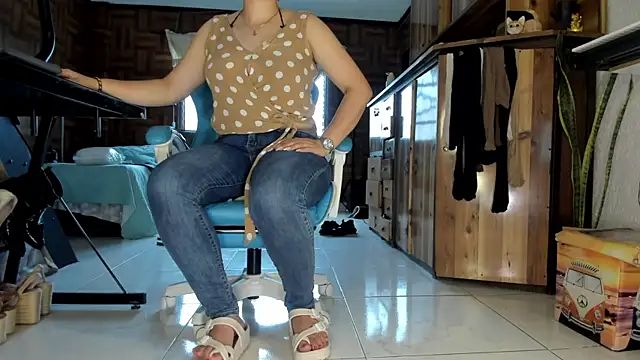 Cristina Vanegas631 online show from 5, 7, 2026