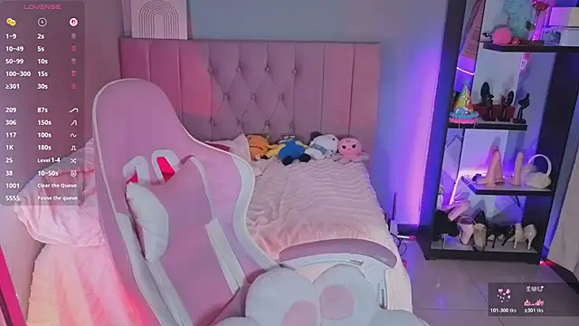 LoaLuxury online show from 13, 2, 2026