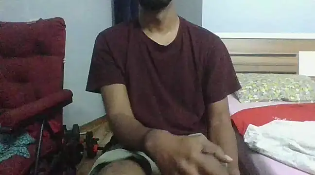 Snapshot of IndianEurope chatting on 7, 1, 2025 IndianEurope online show from 7, 1, 2025