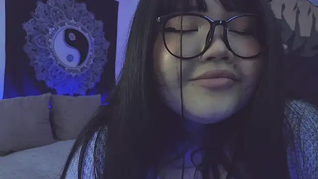 Snapshot of LeyaKan chatting on 15, 1, 2025 LeyaKan online show from 15, 1, 2025